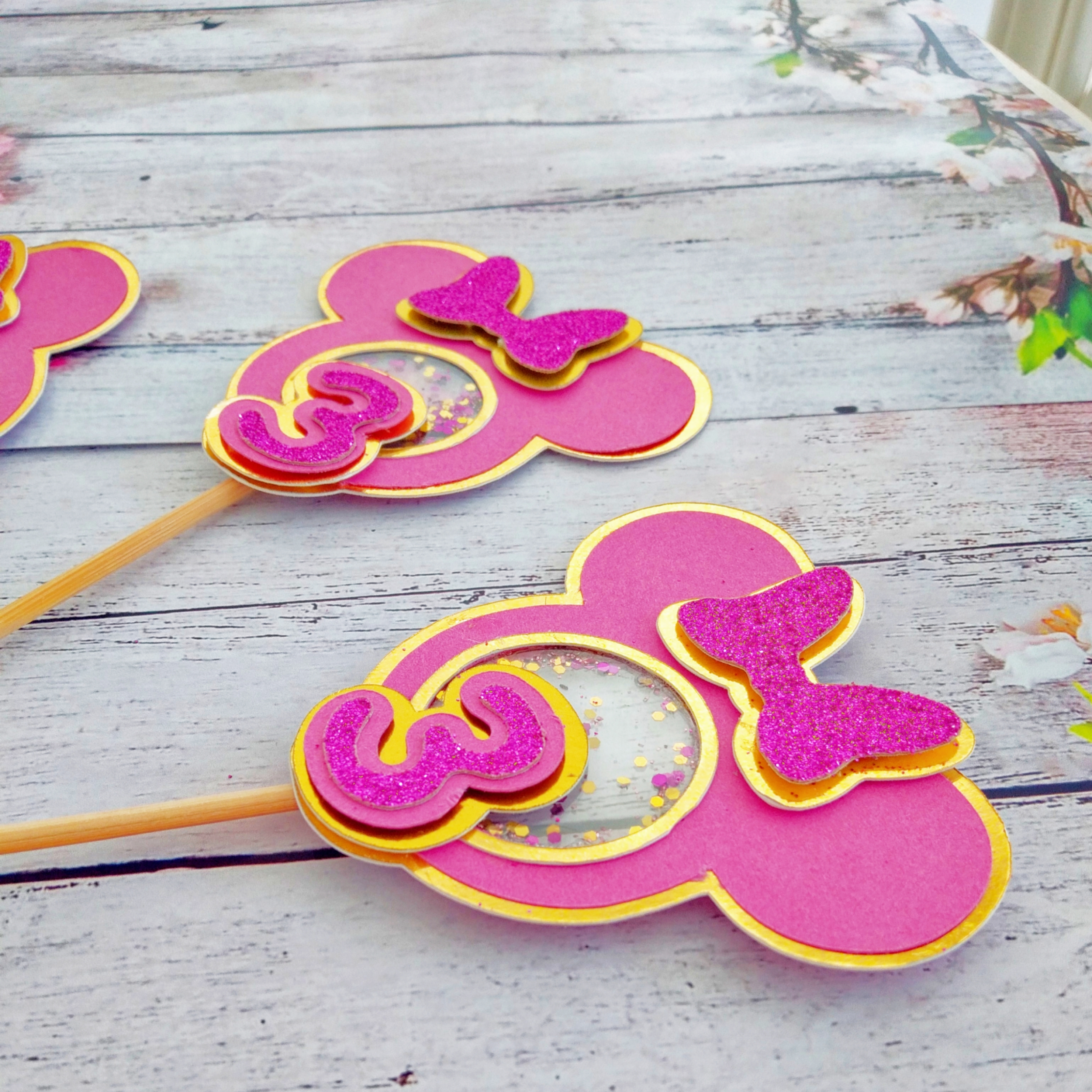 Minnie Mouse Cupcake Toppers 