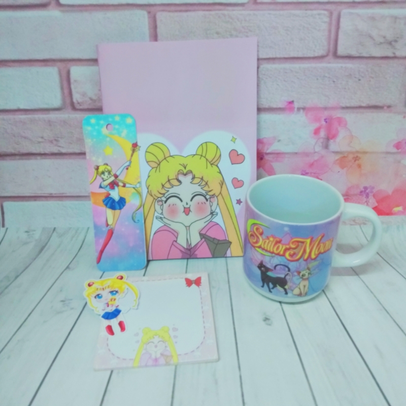 Sailormoon Temalı Kupa Bardak ve Defter Seti